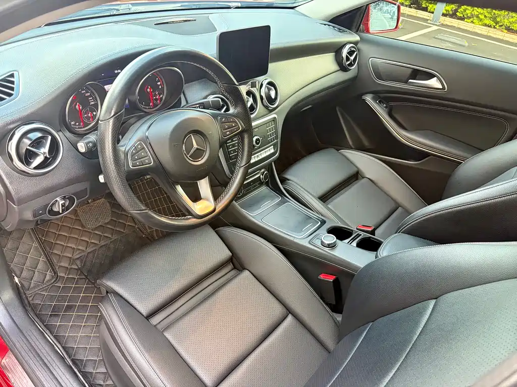 Mercedes-Benz GLA 2019 — фото 16