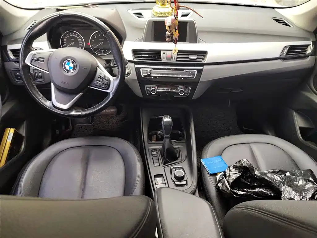 BMW X1 2017 — фото 13