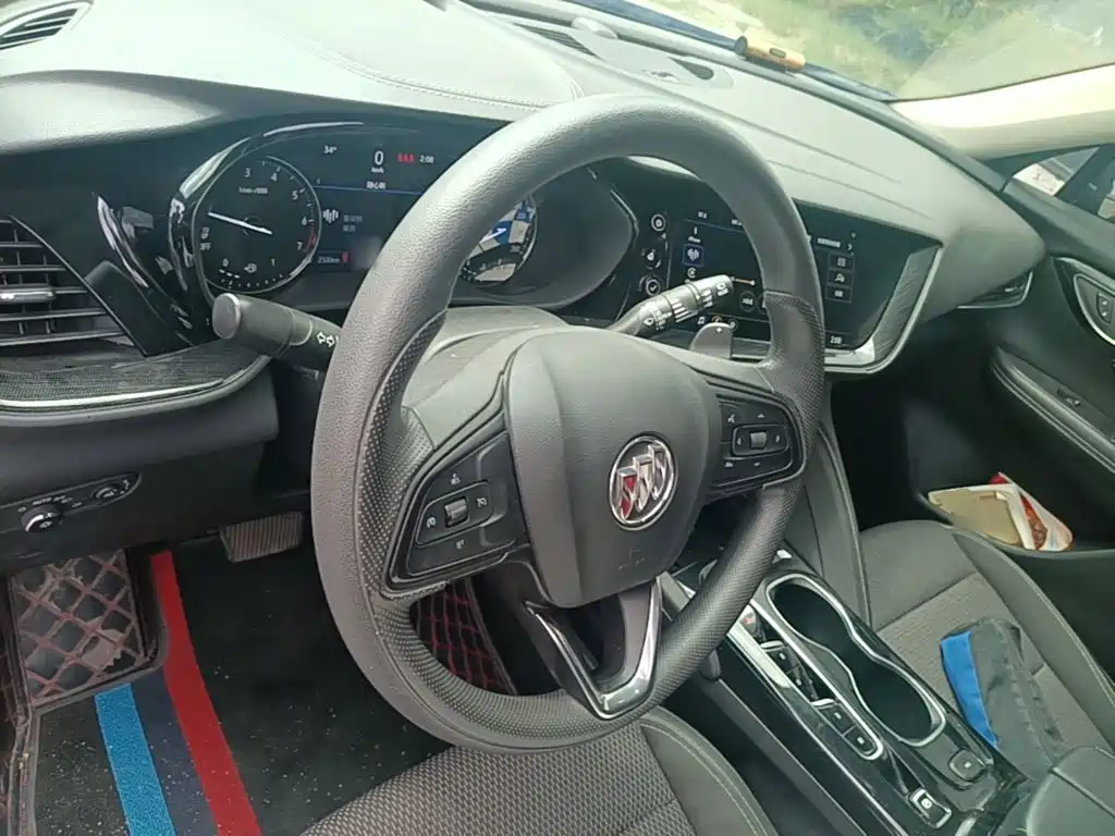 Buick Envision Plus 2022 — фото 11