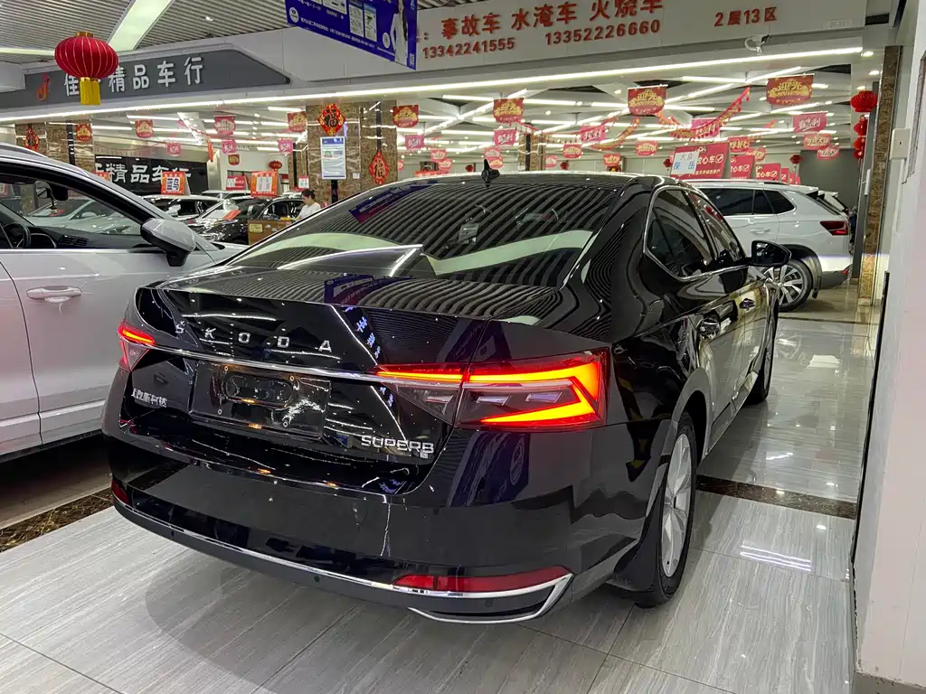 Skoda Superb 2022