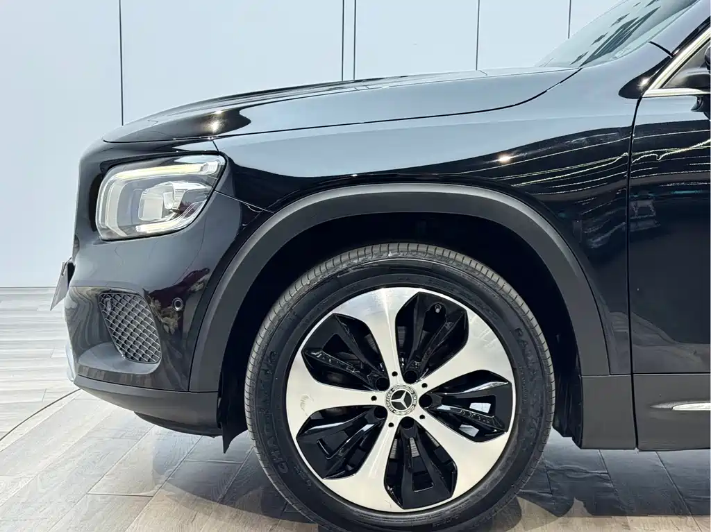 Mercedes-Benz GLB 2020 — фото 29