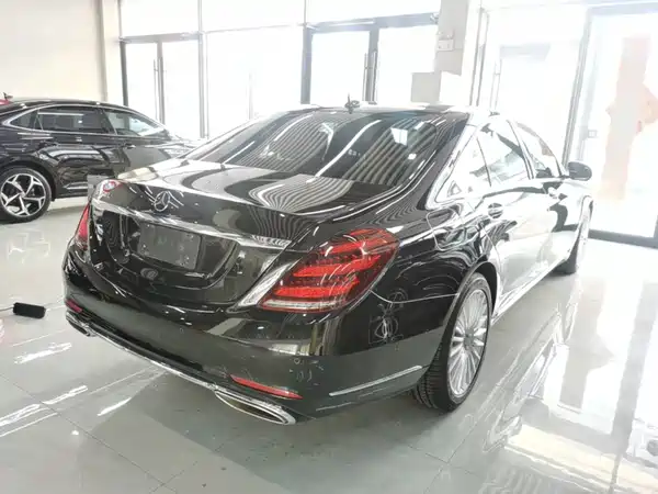Mercedes-Benz S-Class 2020