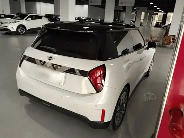 MINI Cooper 2025