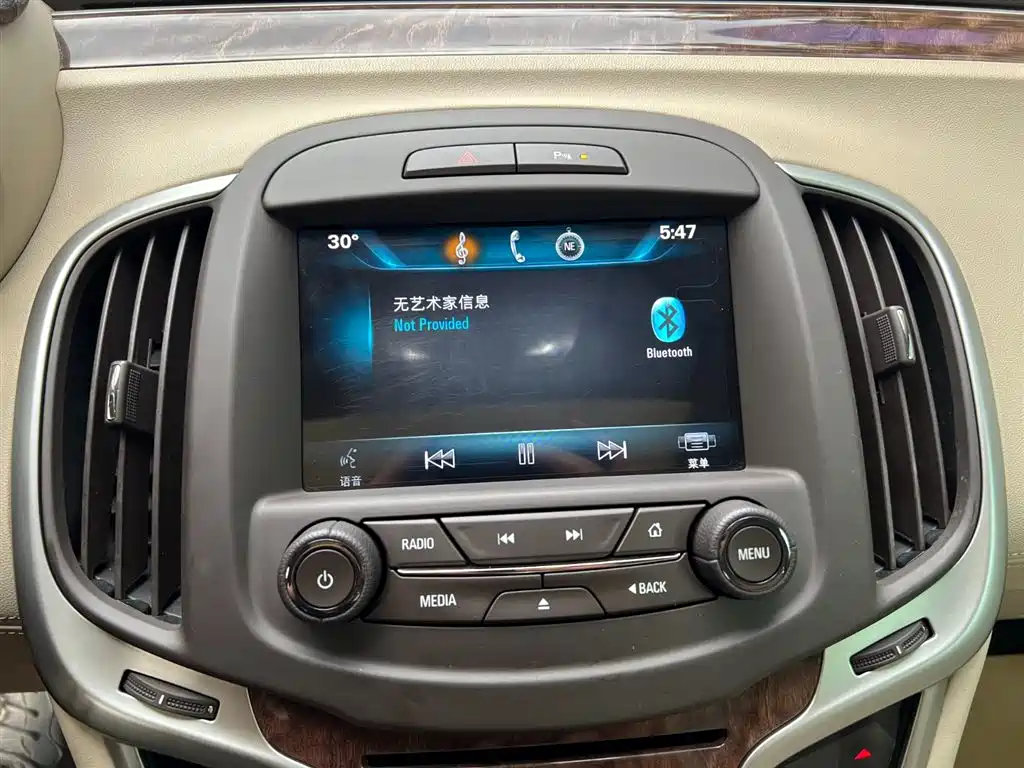 Buick LaCrosse 2014 — фото 10