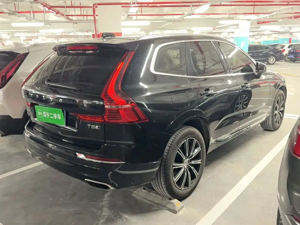 Volvo XC60 2019 — фото 4