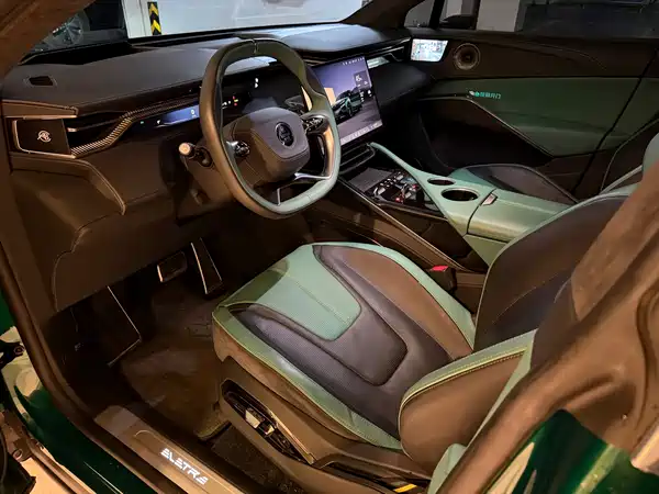 Lotus ELETRE 2024