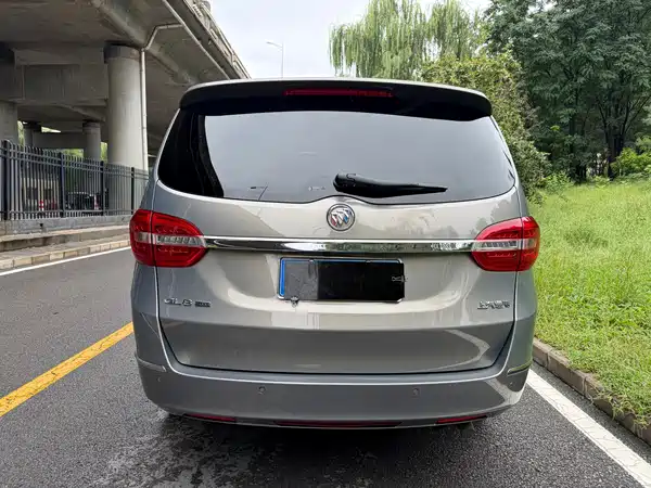 Buick GL8 2019
