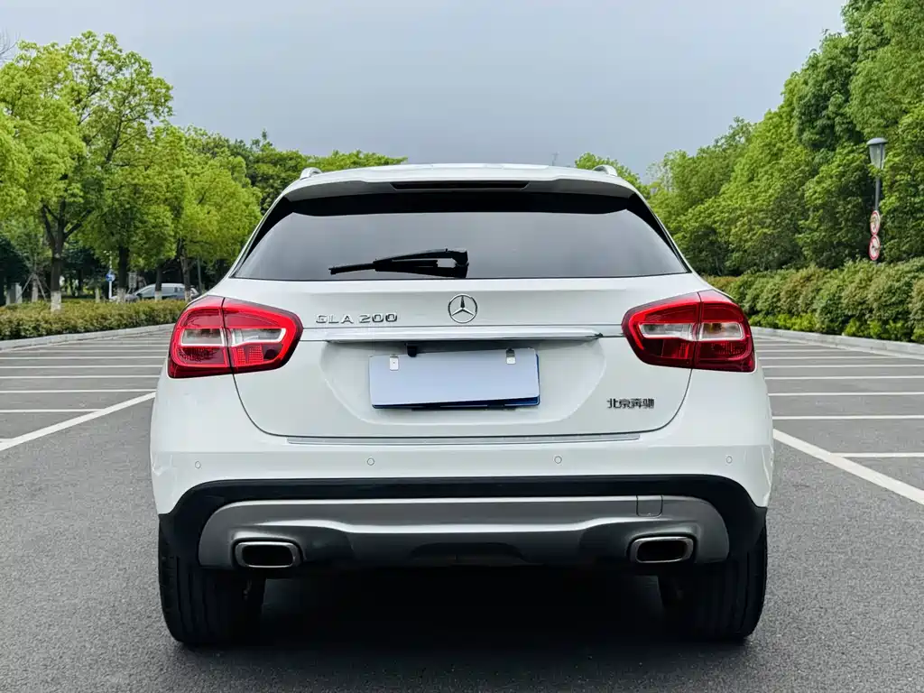 Mercedes-Benz GLA 2015