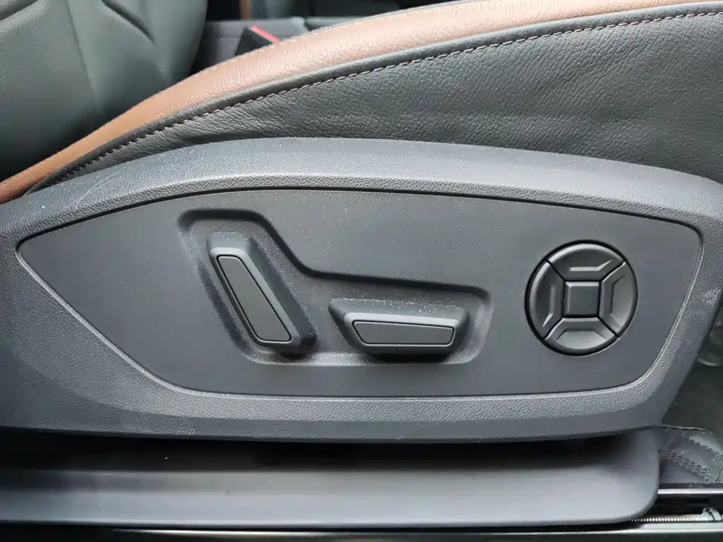 Audi Q3 2023 — фото 9
