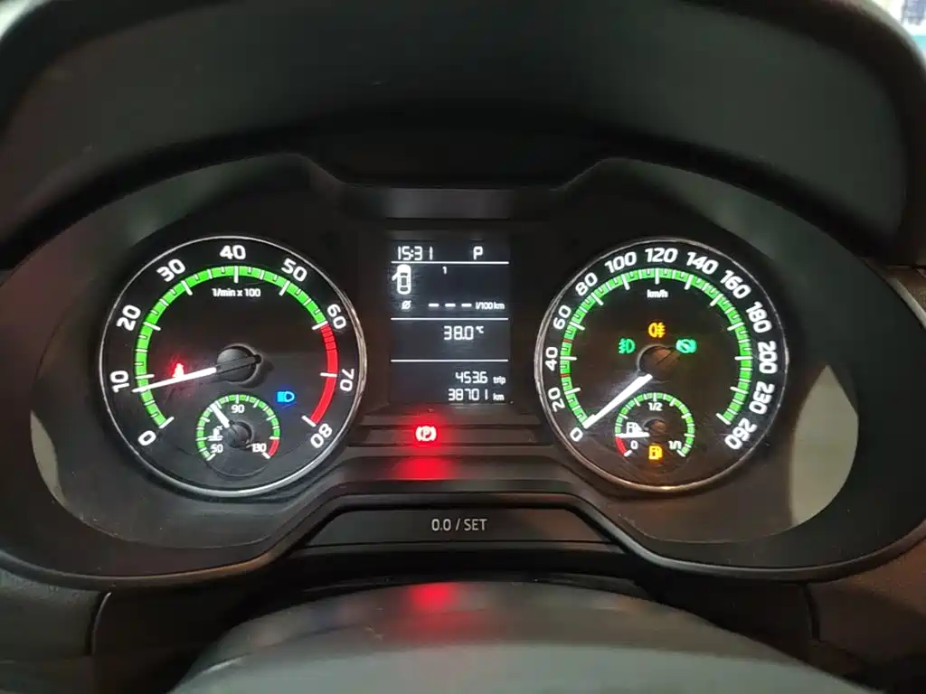 Skoda Octavia 2019 — фото 12
