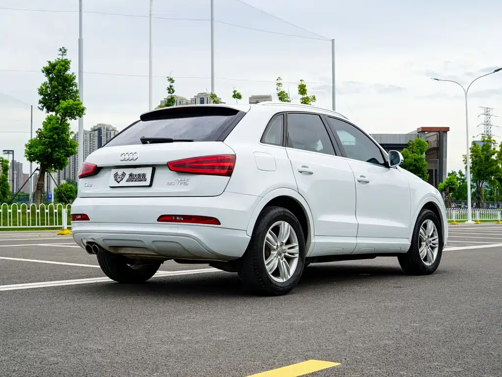Audi Q3 2014