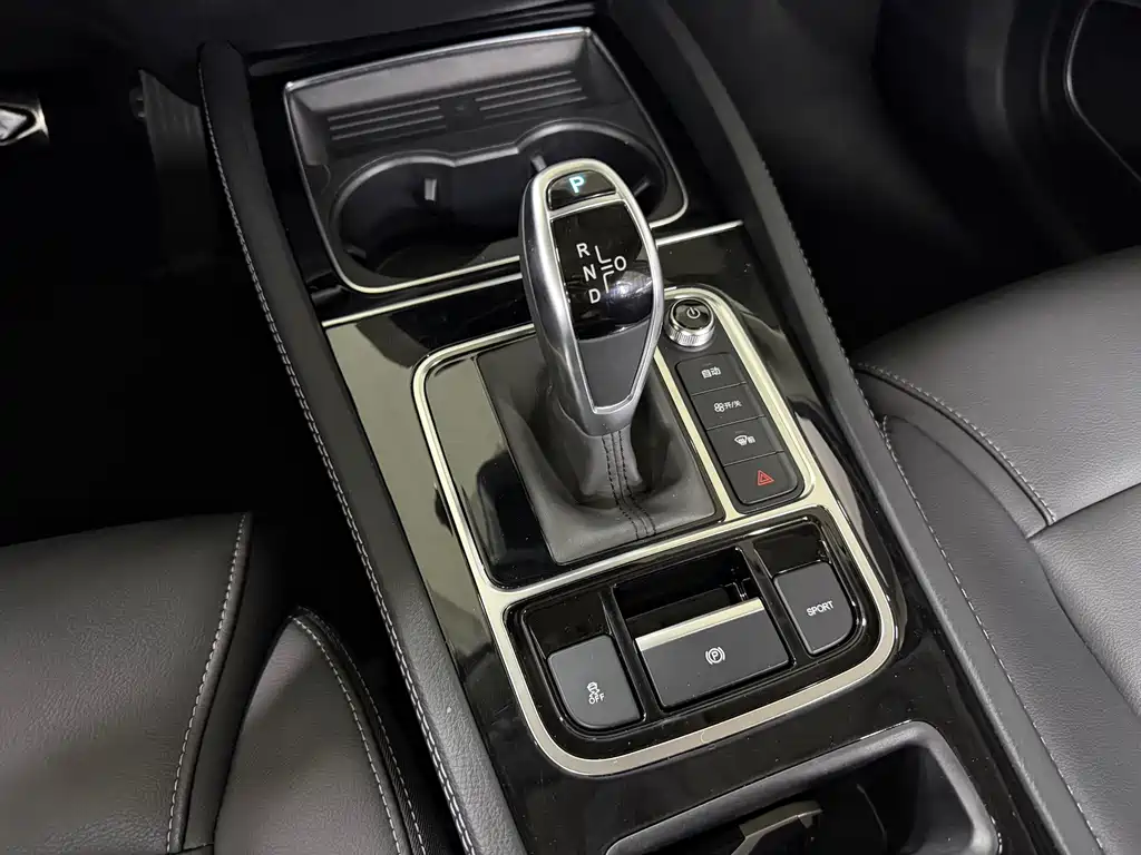 BYD MAX 2022 — фото 13