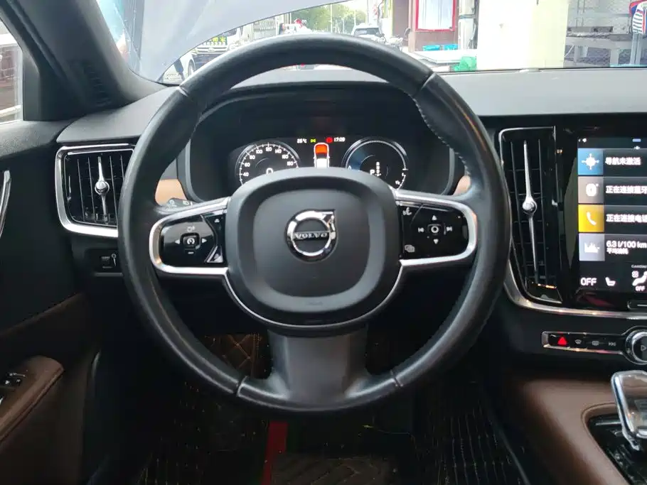 Volvo S90 PHEV 2021 — фото 15