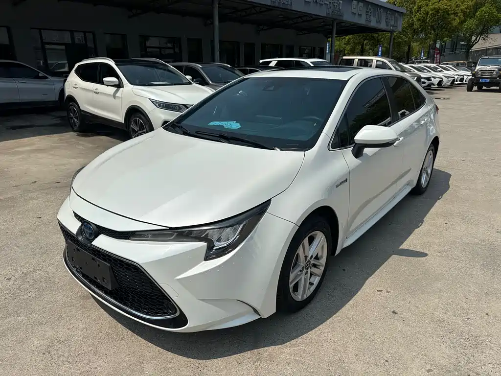Toyota Levin 2020 — фото 1