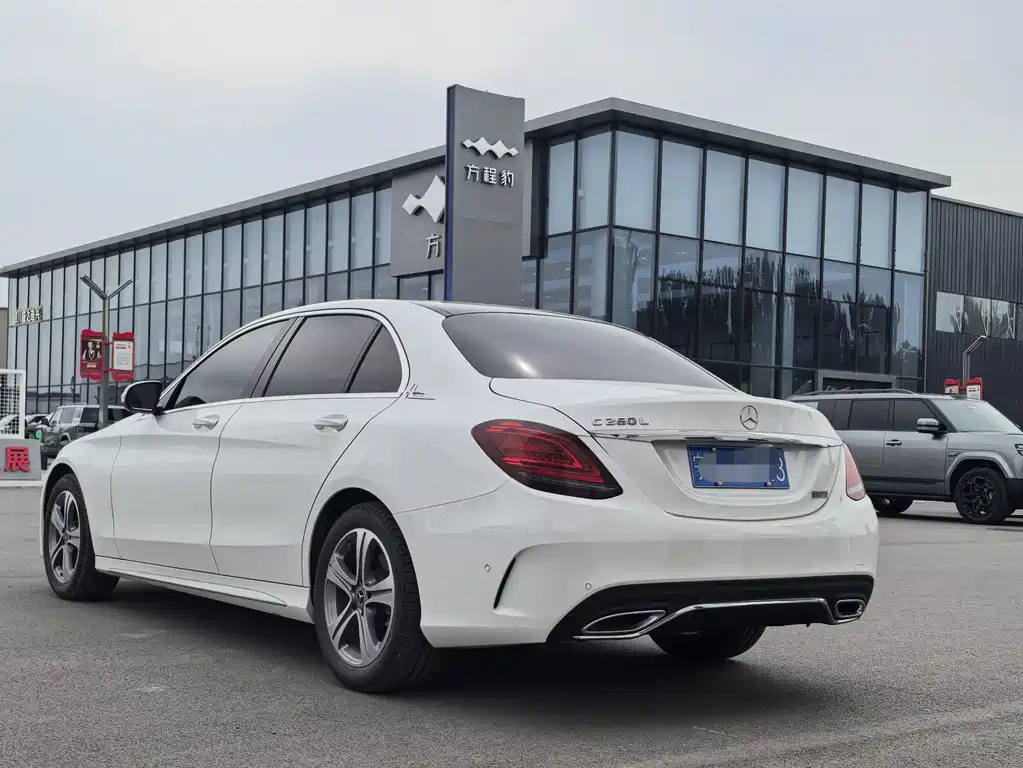 Mercedes-Benz C-Class 2020 — фото 4