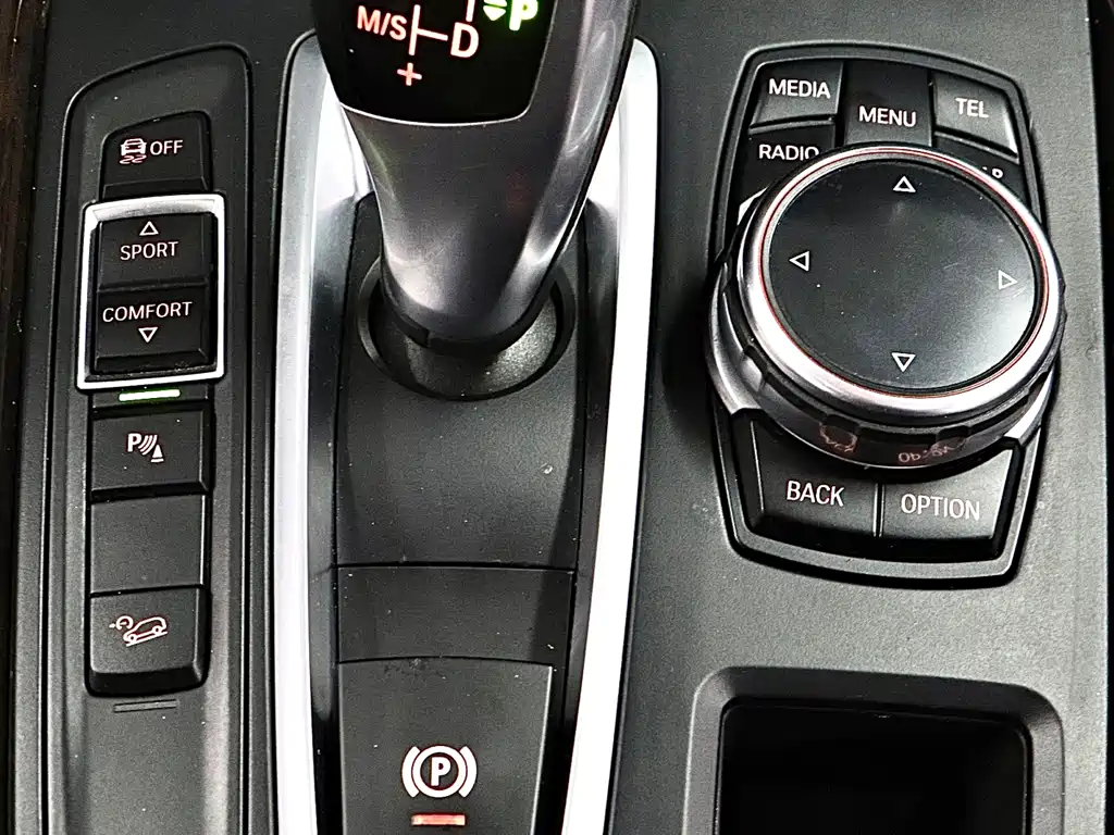 BMW X5 2015 — фото 21