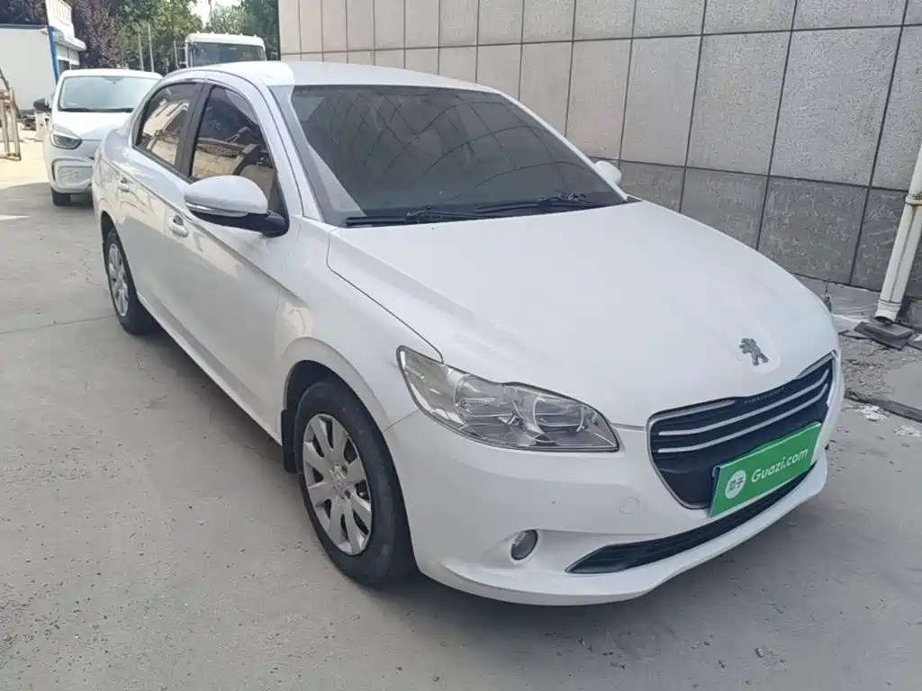 Peugeot 301 2015