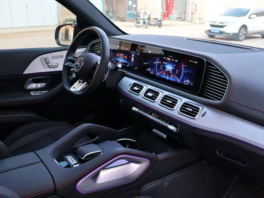 Mercedes-Benz GLE AMG 2025 — фото 15