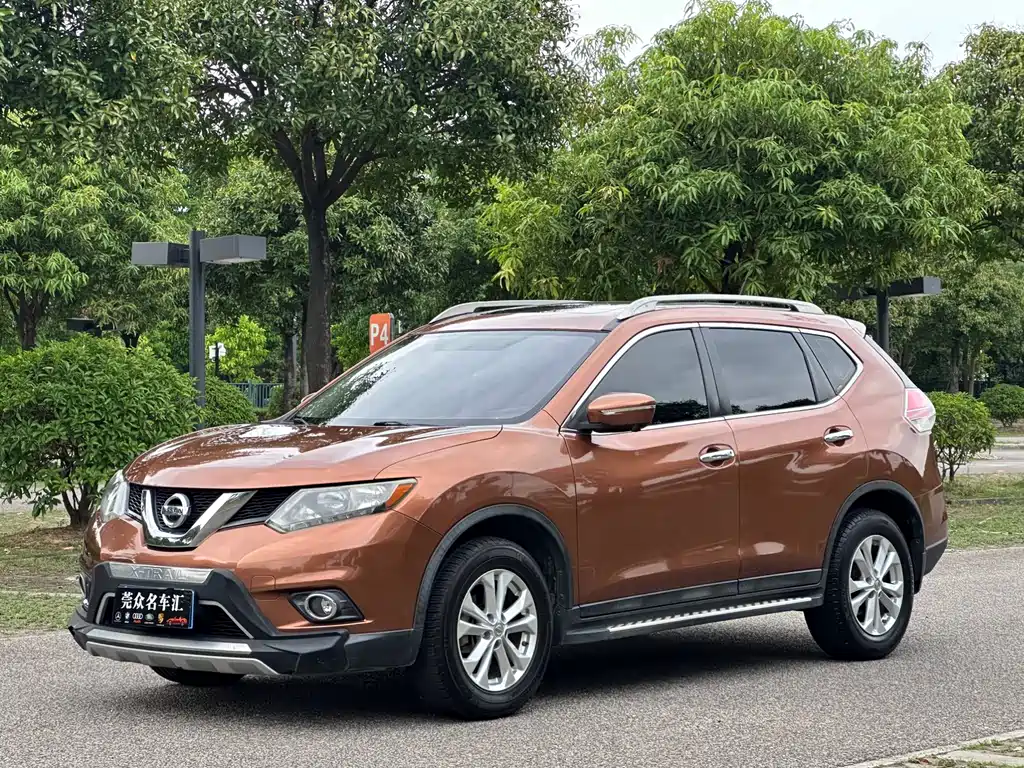 Nissan X-Trail 2015