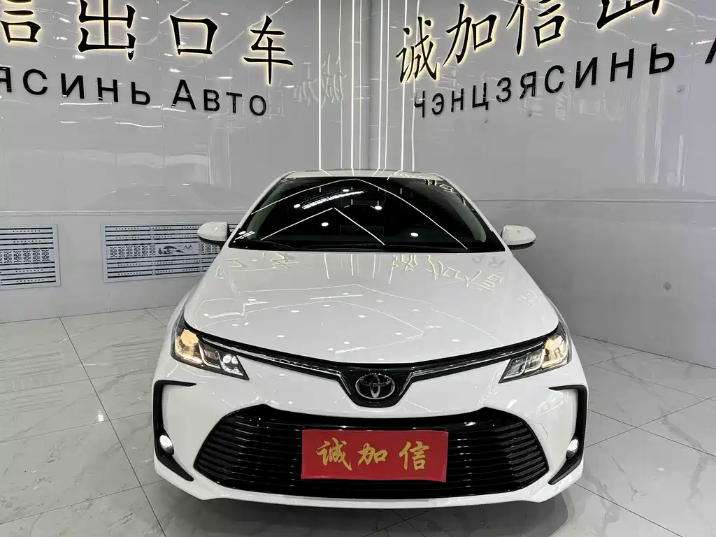Toyota Corolla 2022 — фото 2