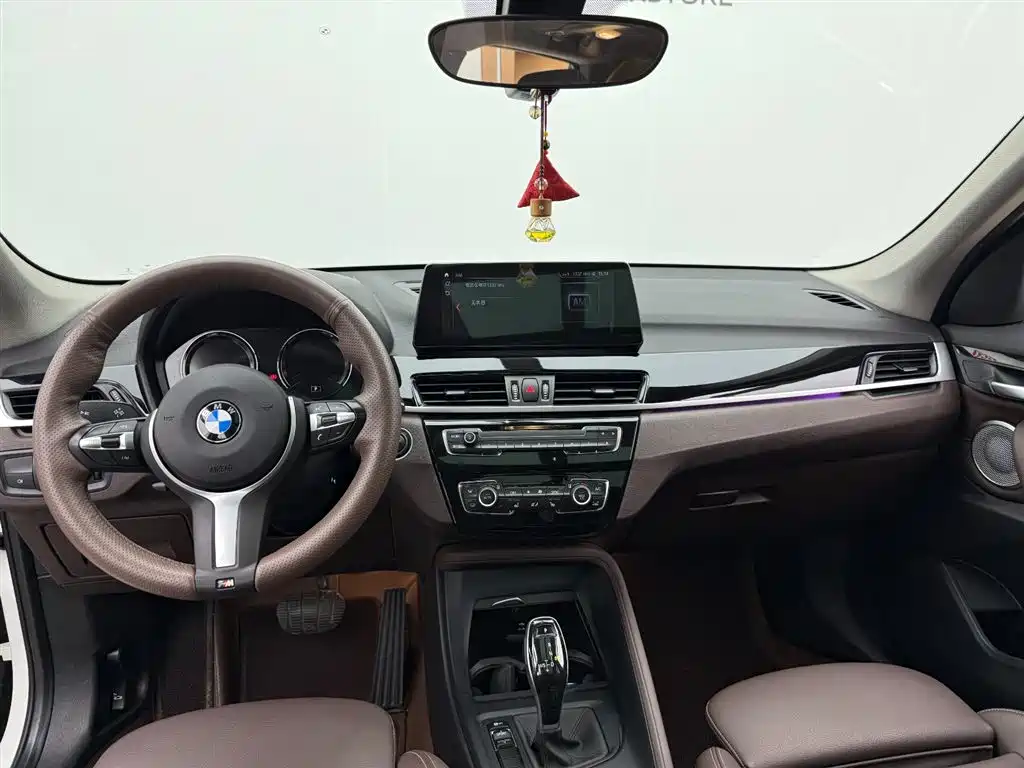 BMW X1 2021 — фото 13