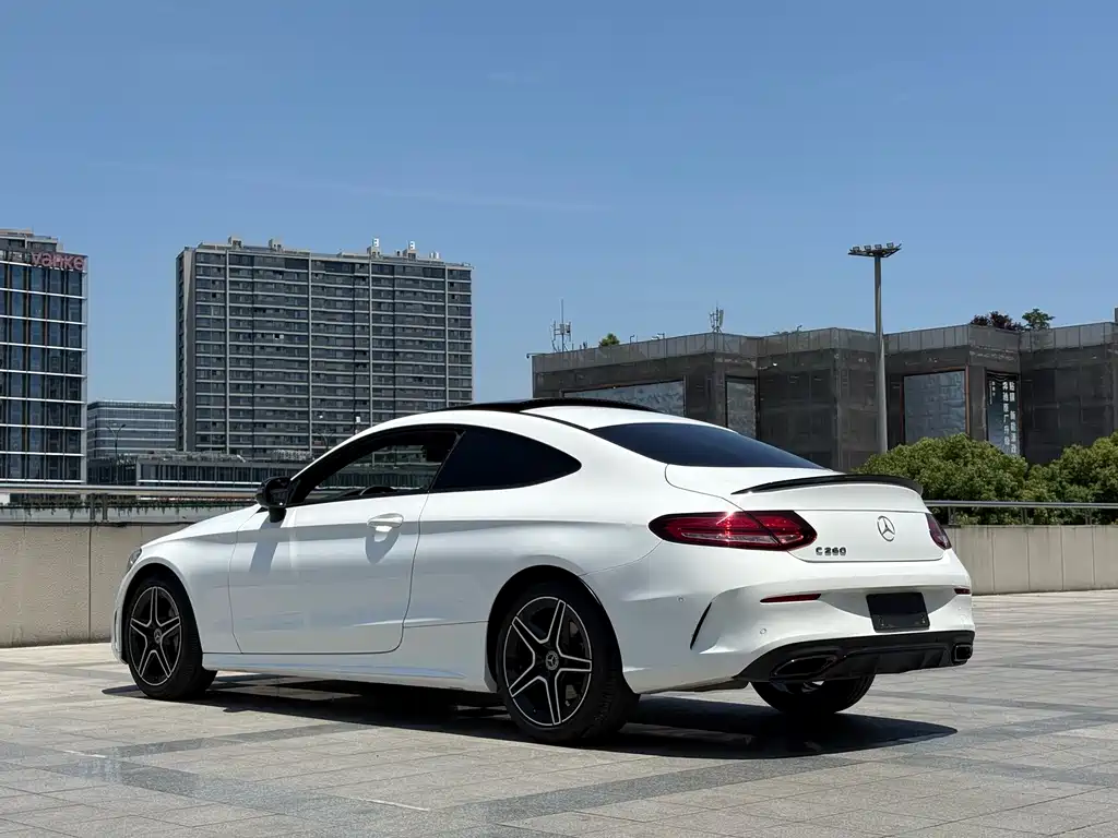 Mercedes-Benz C-Class 2023 — фото 10