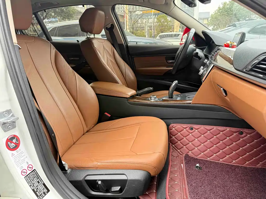 BMW 3 Series 2013 — фото 14