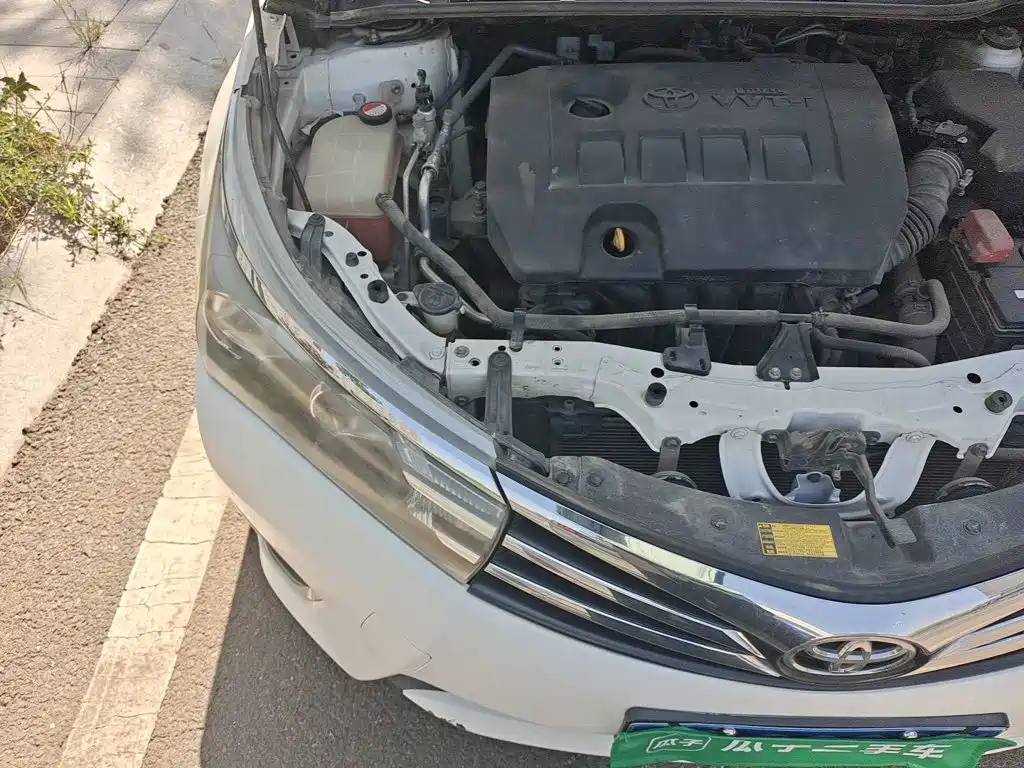 Toyota Corolla 2015 — фото 20