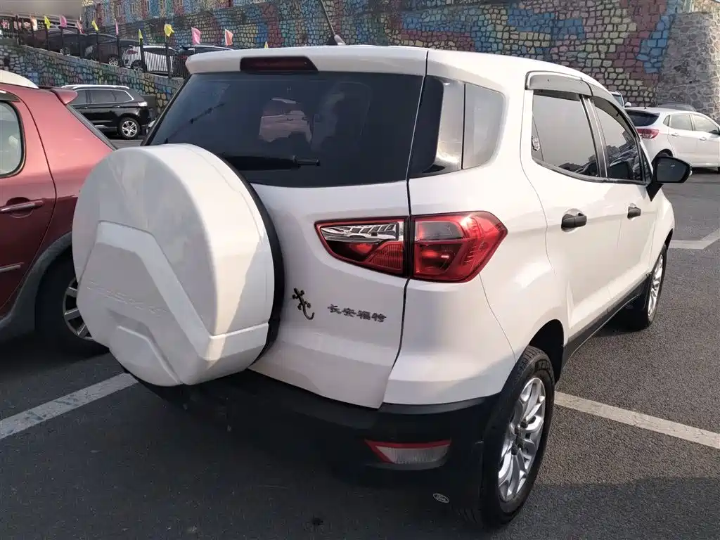 Ford Ecosport 2017 — фото 5