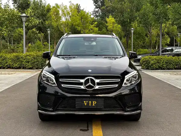 Mercedes-Benz GLE 2016