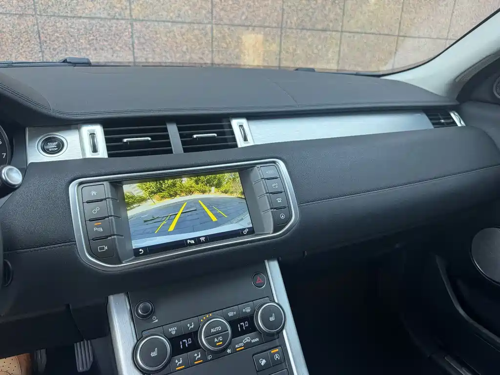 Land Rover Evoque 2017 — фото 10