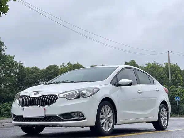 Kia K3 2013
