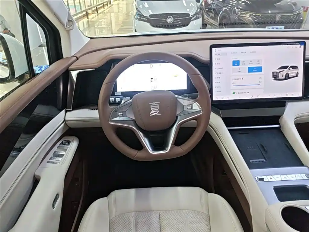 BYD Xia 2025 — фото 11