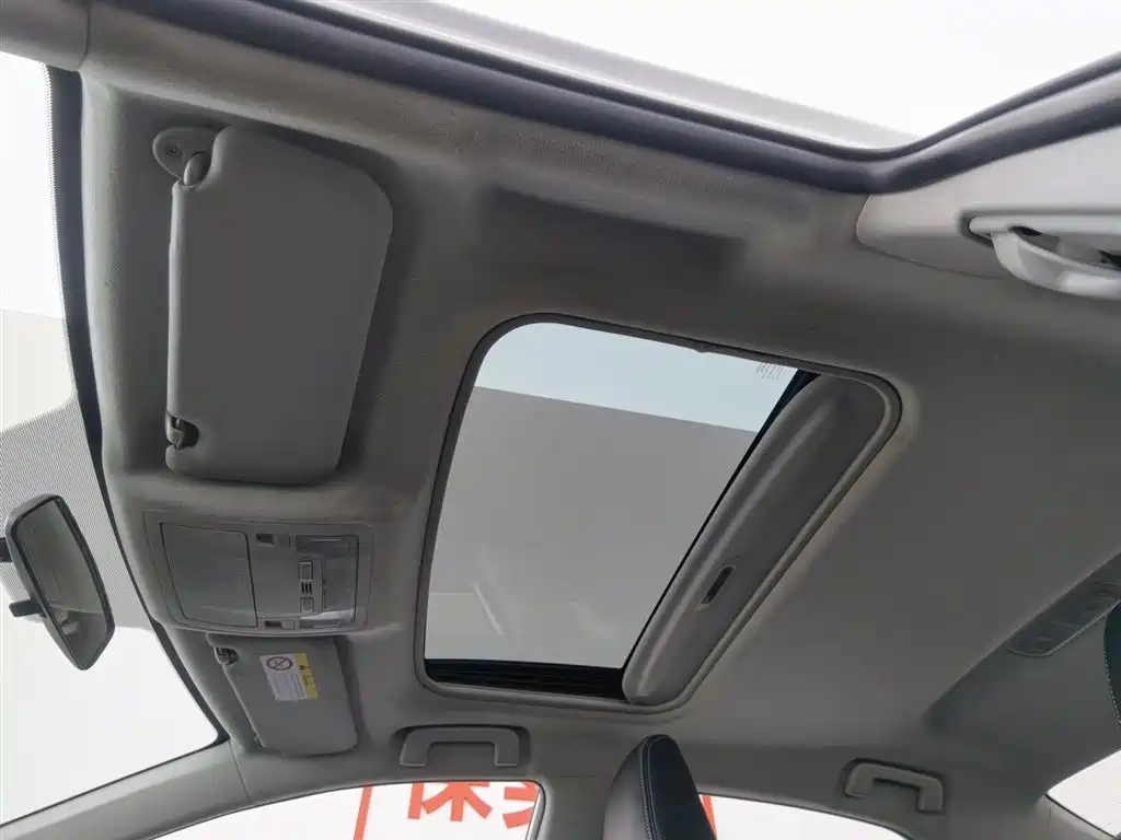 Toyota Corolla 2019 — фото 14