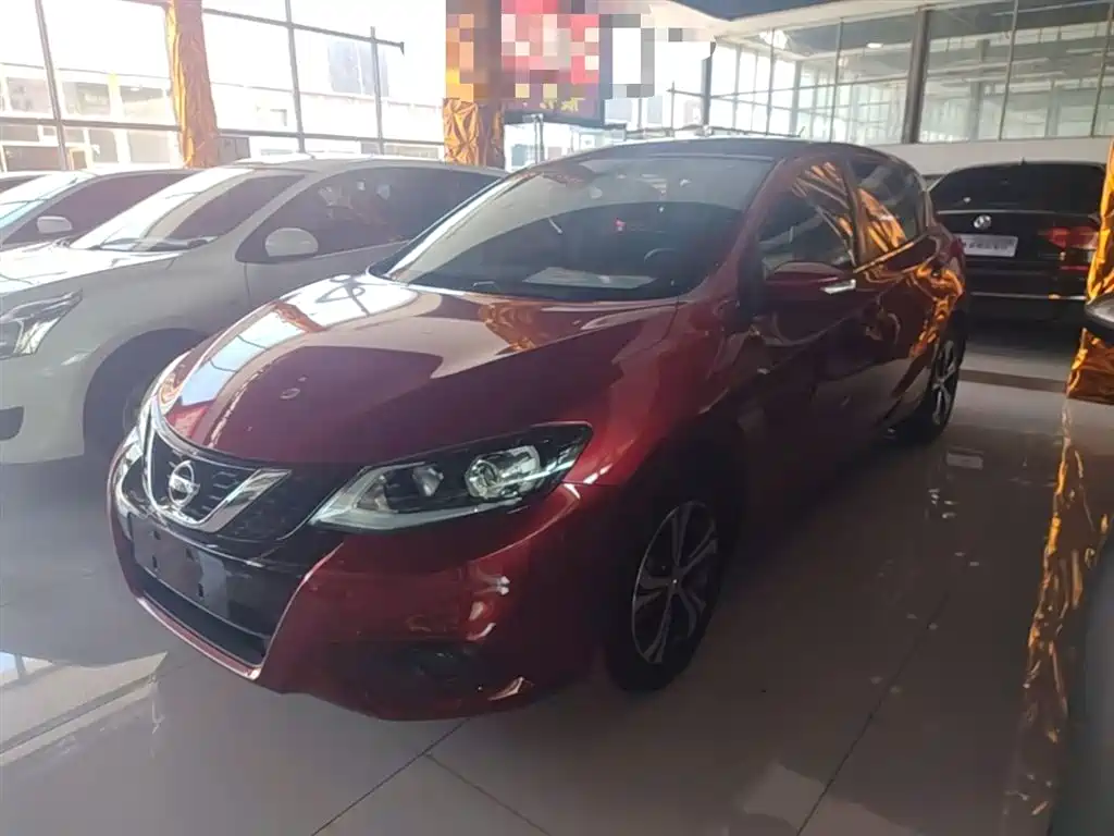 Nissan Tiida 2019 — фото 1