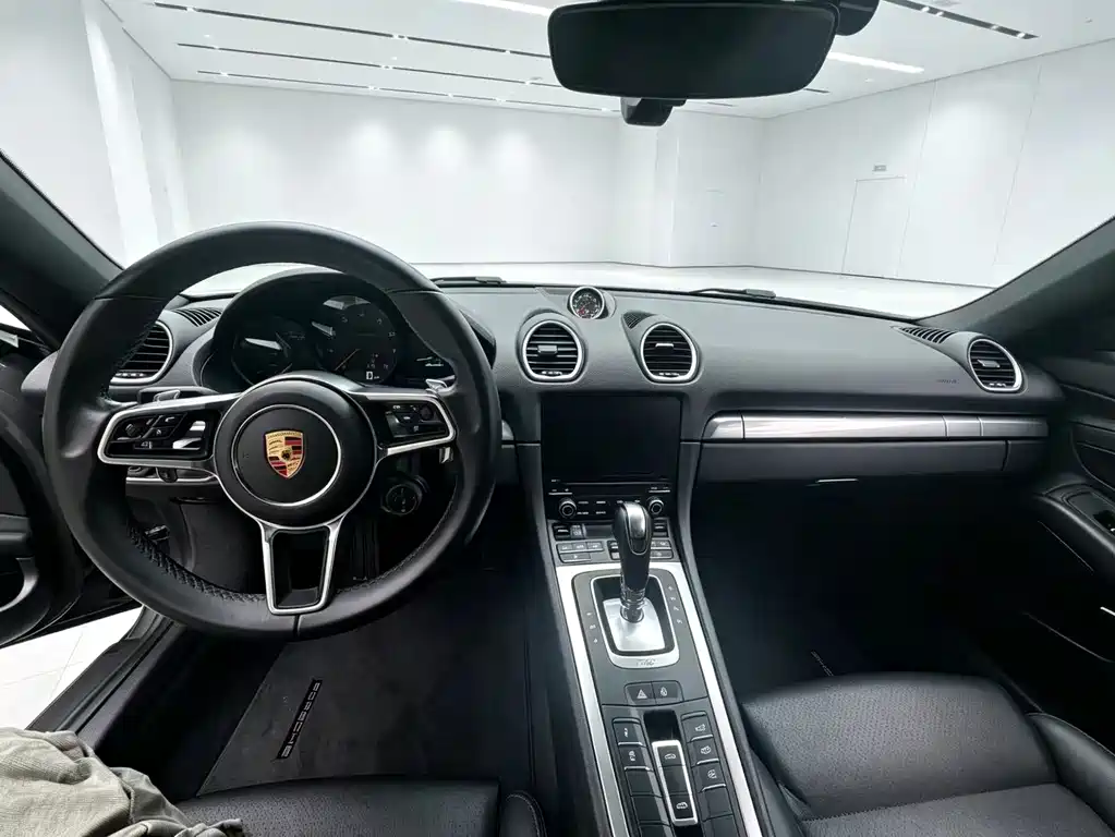 Porsche 718 2019 — фото 10