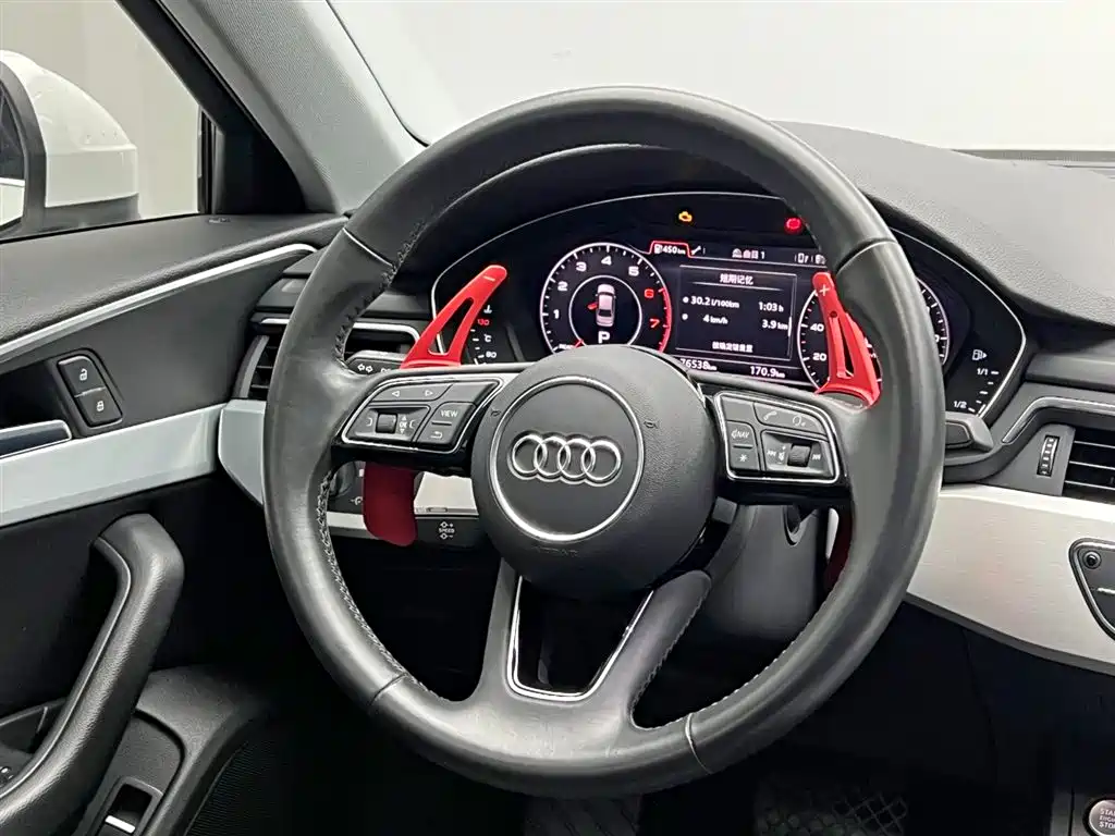 Audi A4L 2018 — фото 21