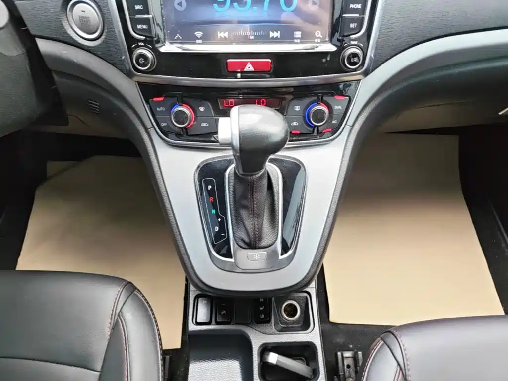 Haval H6 2017 — фото 14