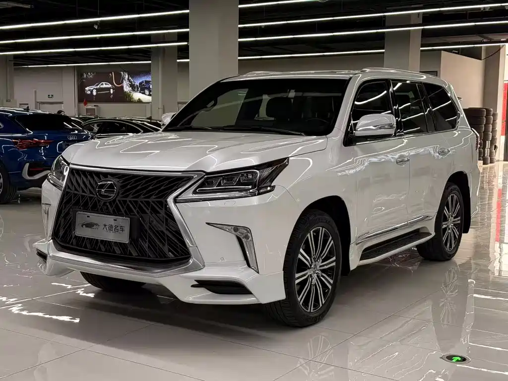 Lexus LX 2020 — фото 2