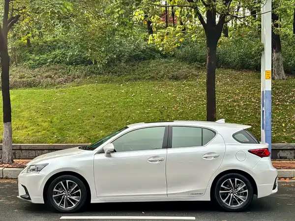 Lexus CT 2017
