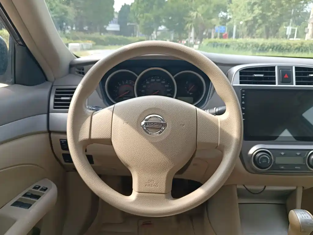 Nissan Sylphy 2014 — фото 12