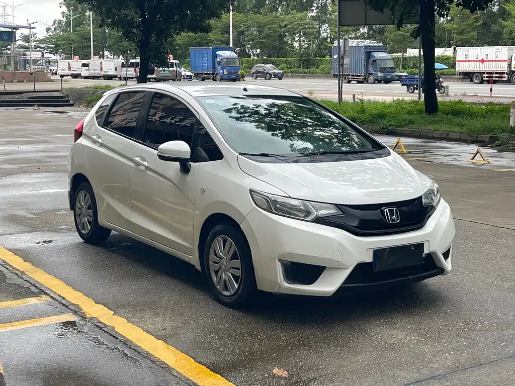 Honda Fit 2015