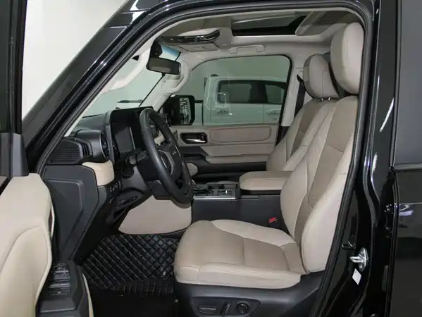 Toyota Prado 2025