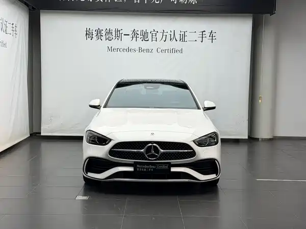 Mercedes-Benz C-Class 2025