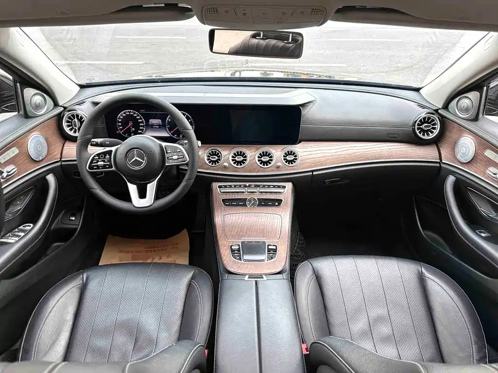 Mercedes-Benz E-Class 2018