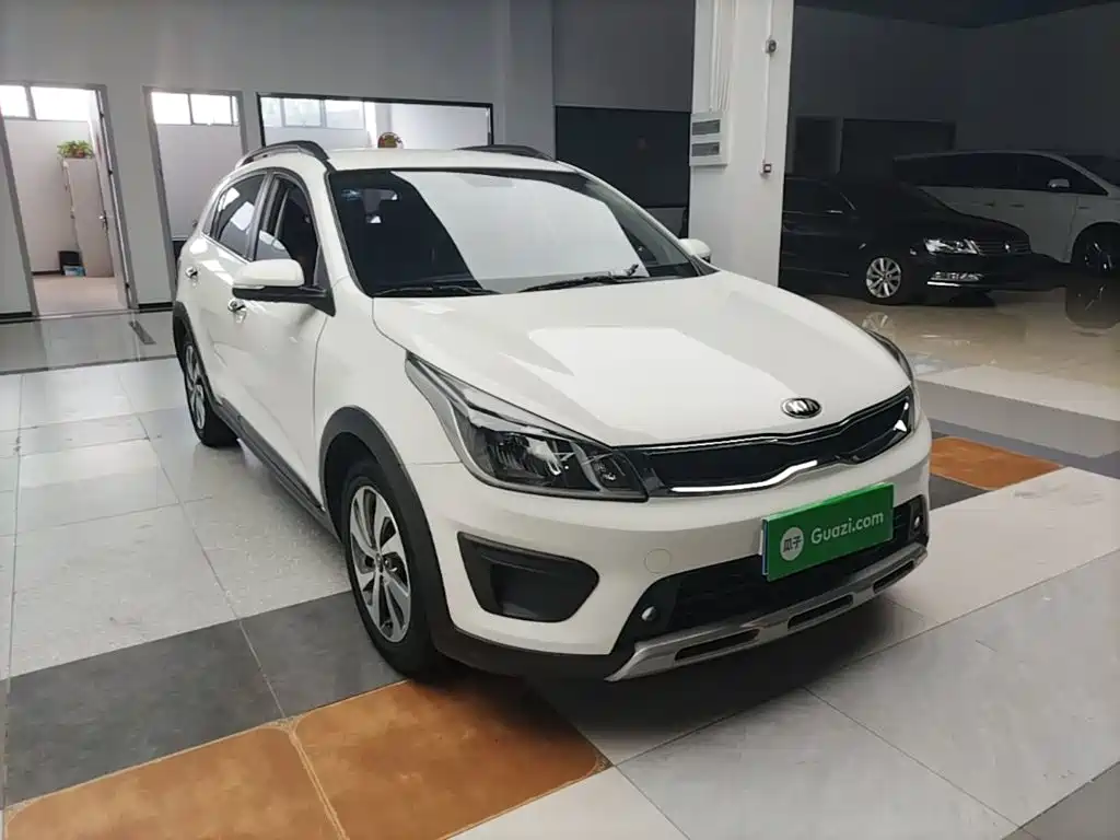 Kia KX Cross 2018 — фото 4