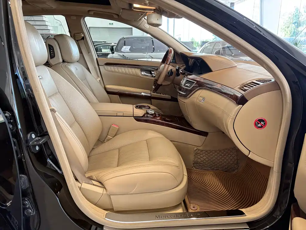 Mercedes-Benz S-Class 2010 — фото 28