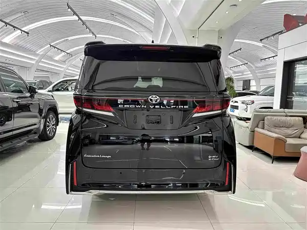 Toyota Vellfire 2026
