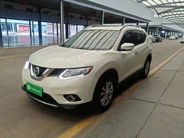 Nissan X-Trail 2015