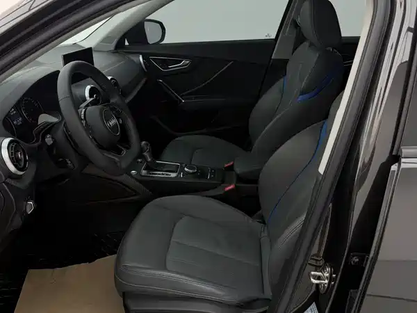 Audi Q2L 2022